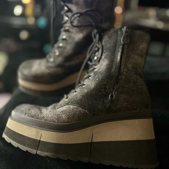 Naked feet Burnout Leather Boots 🌸 - Picture 11 of 13